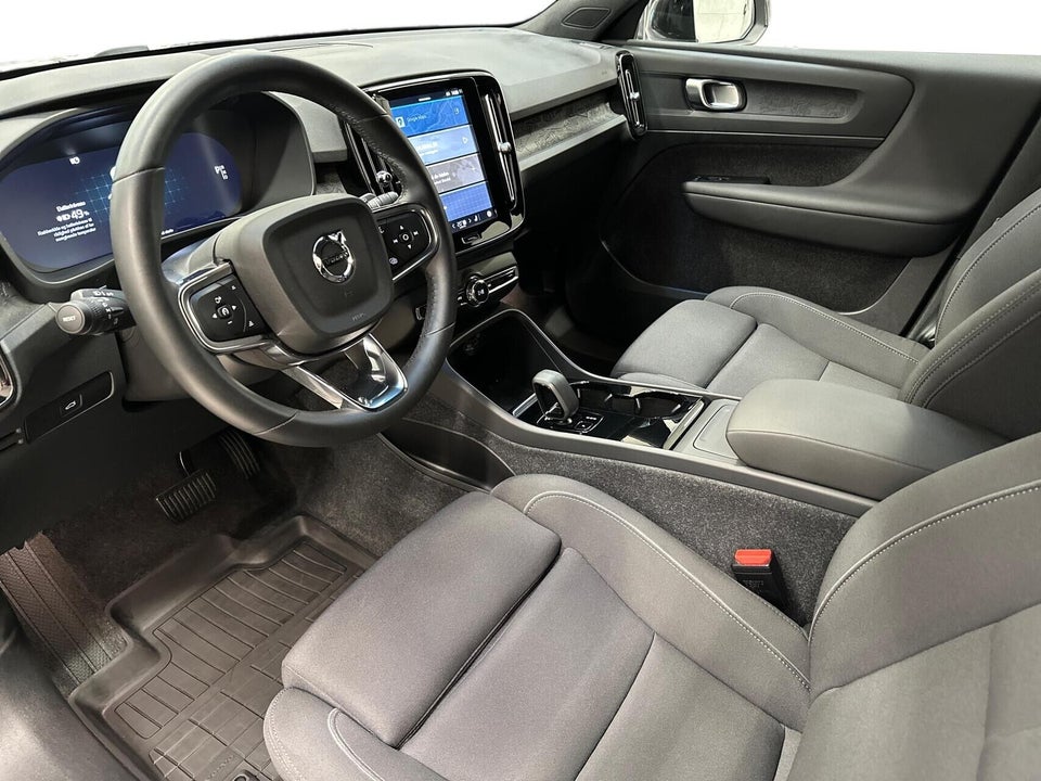 Volvo XC40 ReCharge Extended Range Core 5d