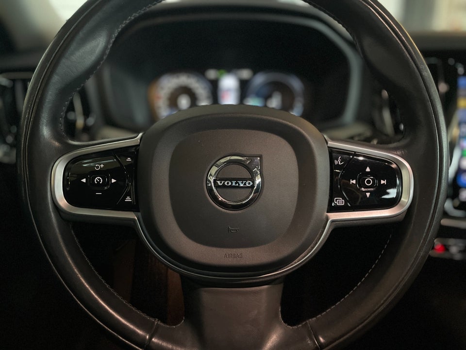 Volvo V60 2,0 T6 ReCharge Inscription aut. AWD 5d