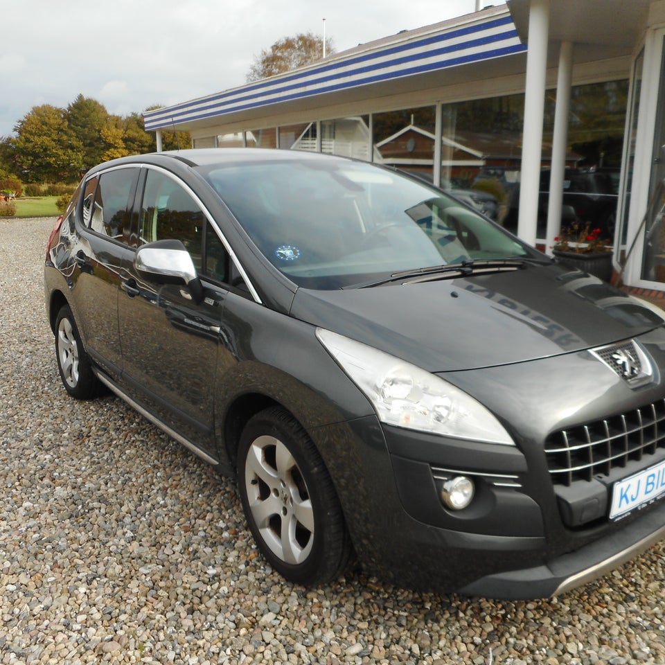 Peugeot 3008 1,6 HDi 112 Active 5d