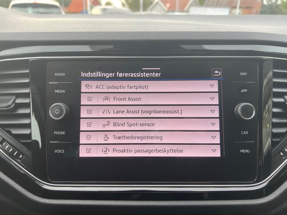 VW T-Roc 1,5 TSi 150 Sport Team DSG 5d