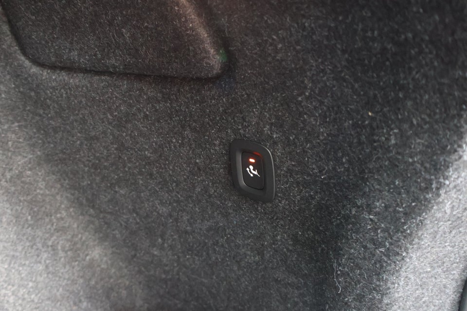 Volvo XC40 1,5 T5 ReCharge Inscription aut. 5d