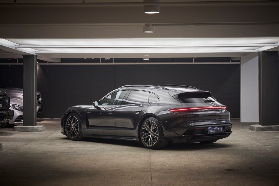 Porsche Taycan 4S Performance+ Sport Turismo 5d