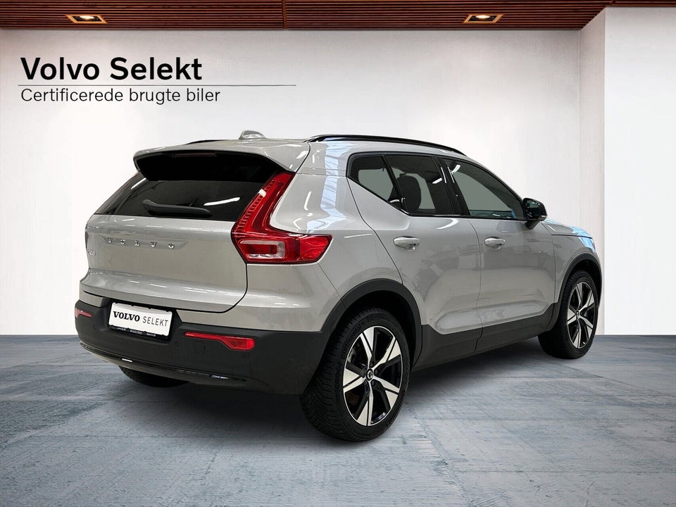 Volvo EX40 Extended Range Plus 5d