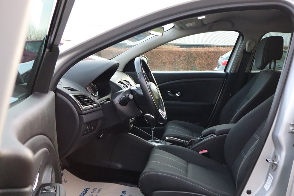 Renault Megane III 1,5 dCi 110 Expression Sport Tourer aut. 5d