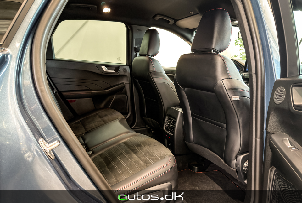 Ford Kuga 2,5 PHEV ST-Line CVT 5d