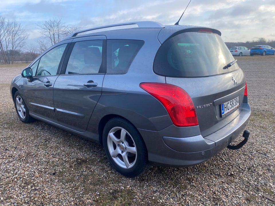 Peugeot 308 1,6 e-HDi 112 Sportium SW 5d