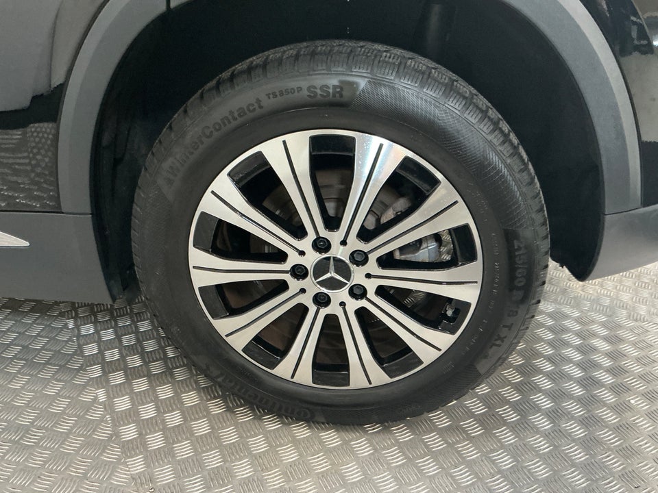 Mercedes EQA350 4Matic 5d