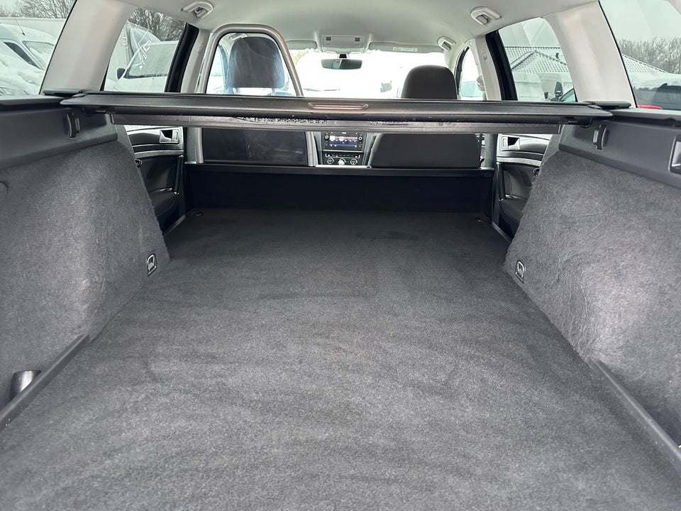 VW Golf VIII 1,5 TSi 150 Life Van 5d