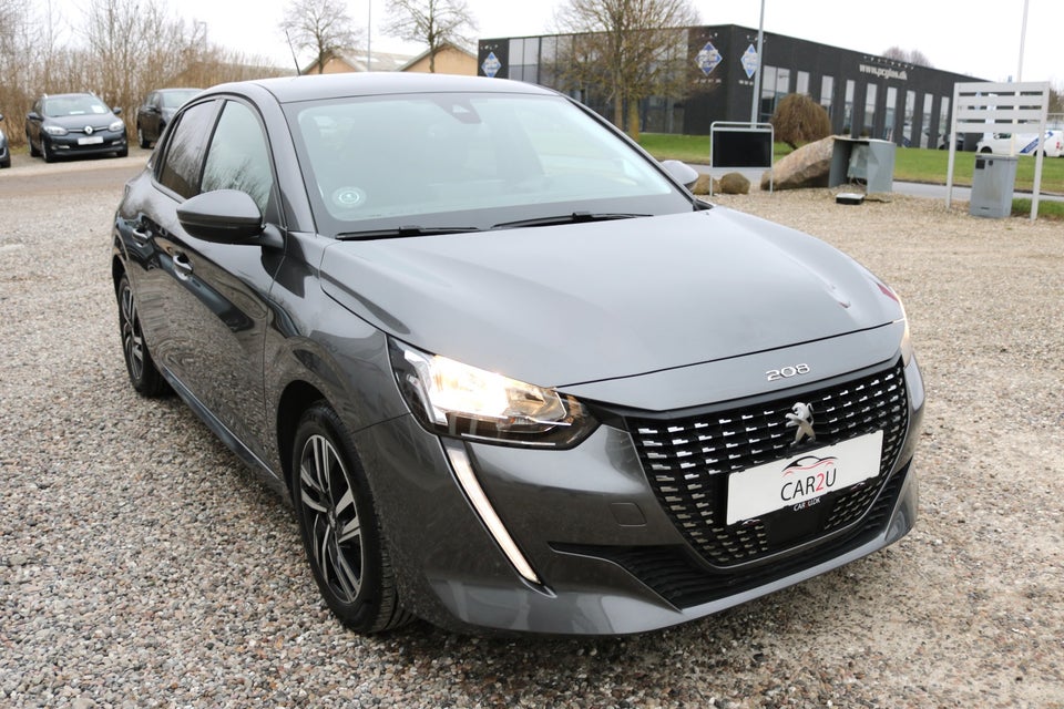 Peugeot 208 1,2 PureTech 100 Allure Sky 5d