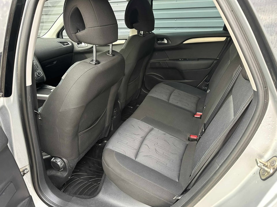 Citroën C4 1,6 e-HDi 112 Seduction E6G 5d