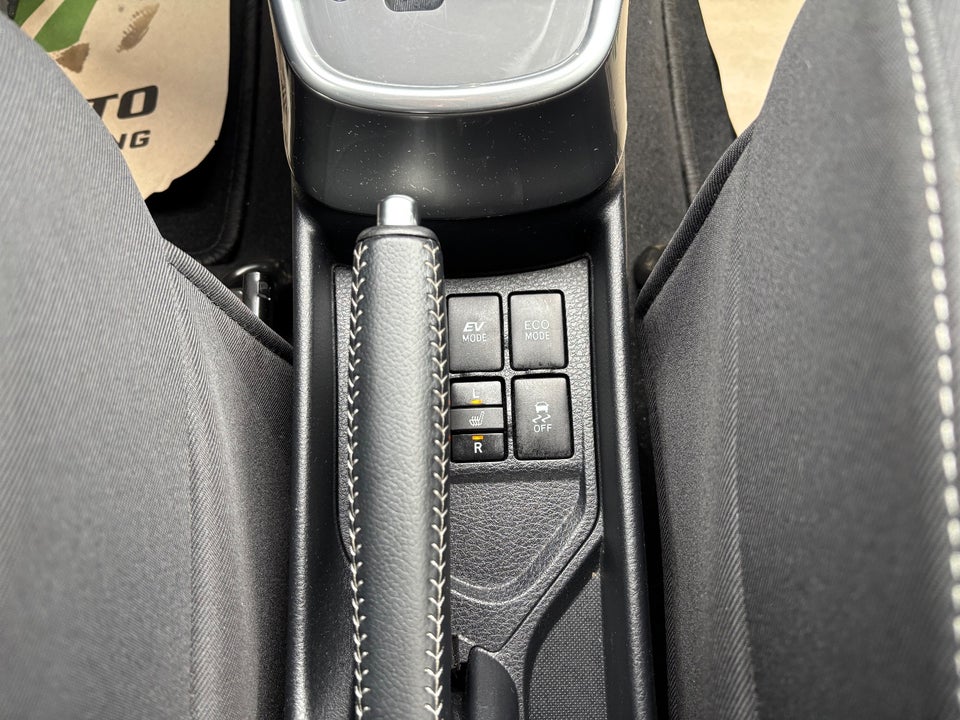 Toyota Yaris 1,5 Hybrid H1 e-CVT 5d