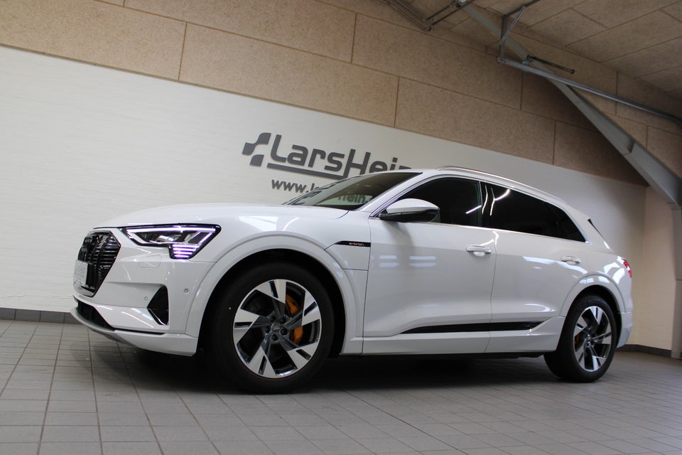 Audi e-tron 50 S-line quattro 5d