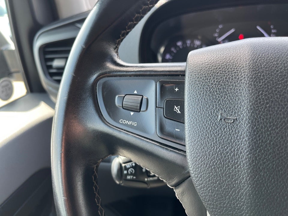 Peugeot Expert 2,0 BlueHDi 122 L2 Plus Van