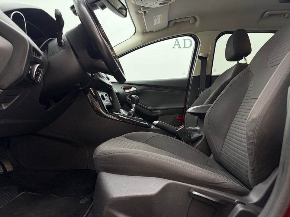 Ford Focus 1,0 SCTi 125 Titanium stc. 5d