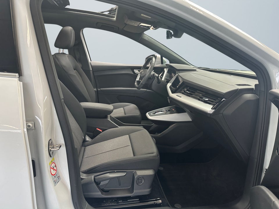 Audi Q4 e-tron 40  5d