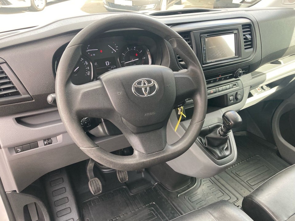 Toyota ProAce 2,0 D 120 Long Comfort 6d