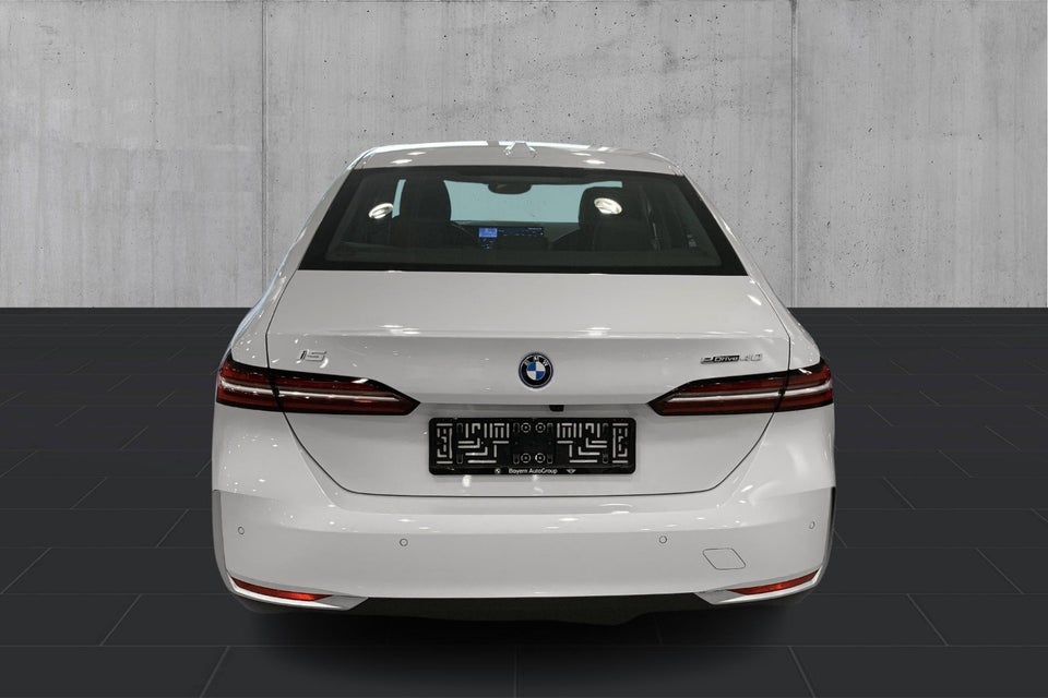 BMW i5 eDrive40 Sport Line 4d