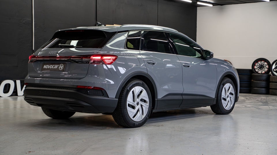 Audi Q4 e-tron 40  5d