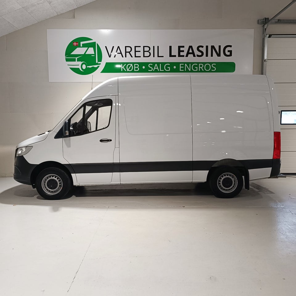 Mercedes Sprinter 317 2,0 CDi A2 Kassevogn aut. RWD
