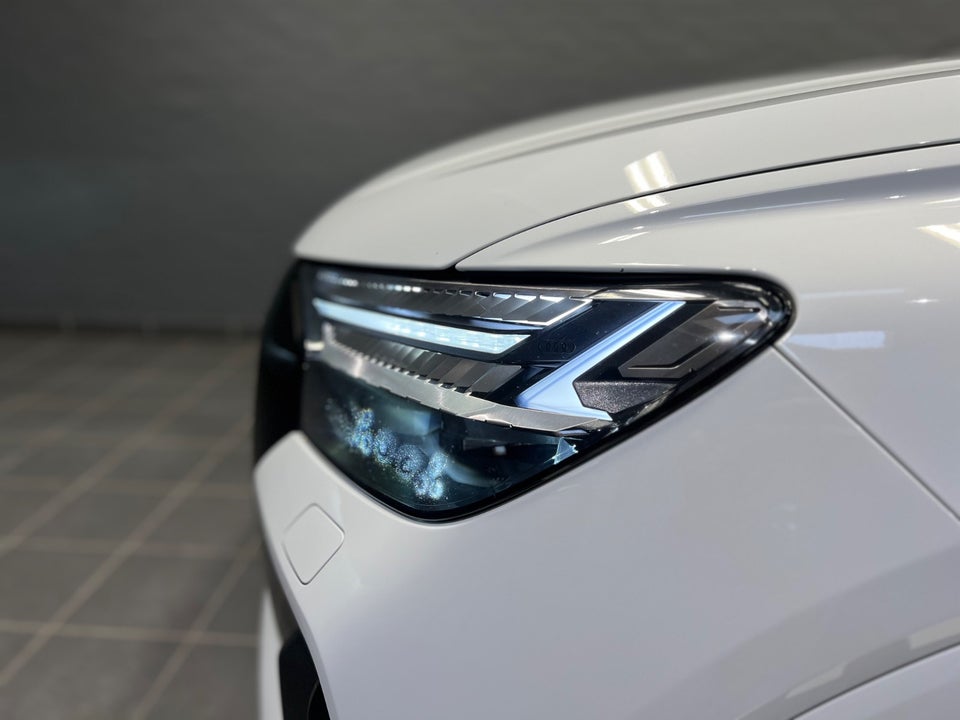 Audi Q4 e-tron 40 S-line Sportback 5d