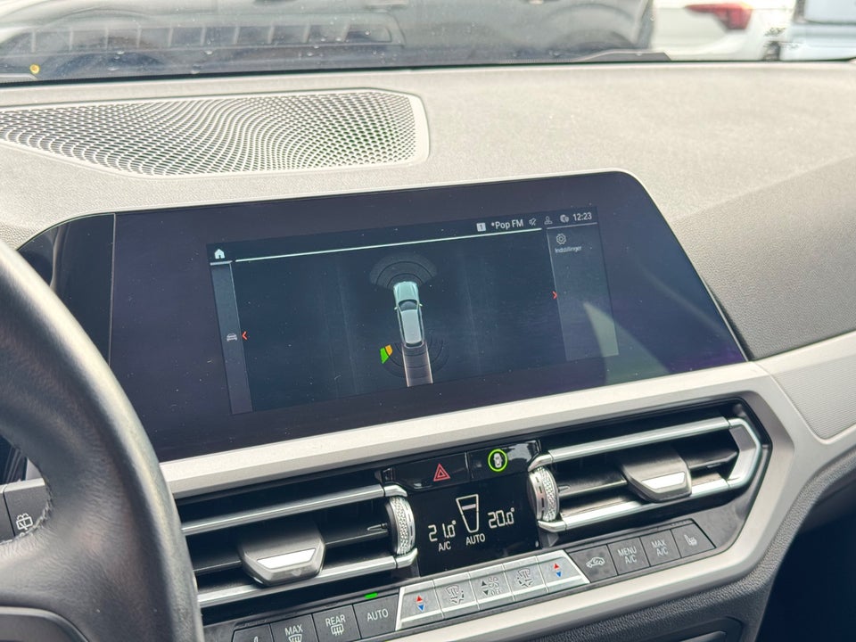 BMW 320d 2,0 Touring Connected aut. 5d