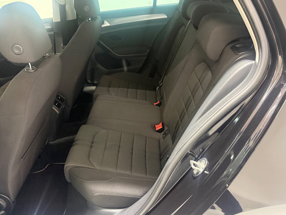 VW Golf VII 1,0 TSi 115 Style BlueMotion DSG 5d