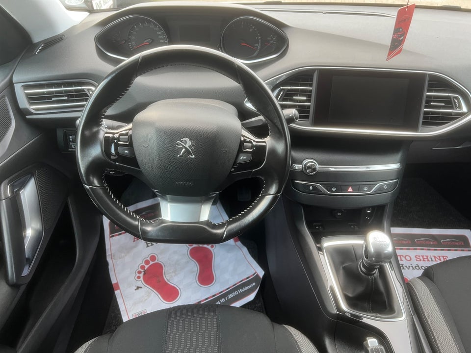 Peugeot 308 1,6 BlueHDi 120 Chili Style SW 5d