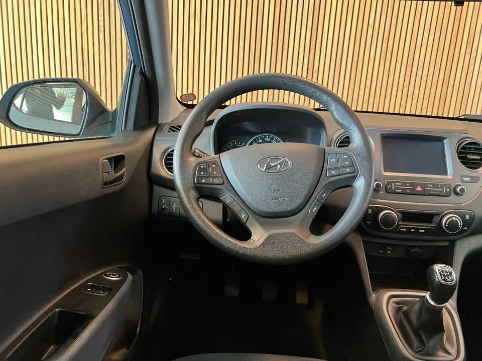 Hyundai i10 1,0 Touch 5d