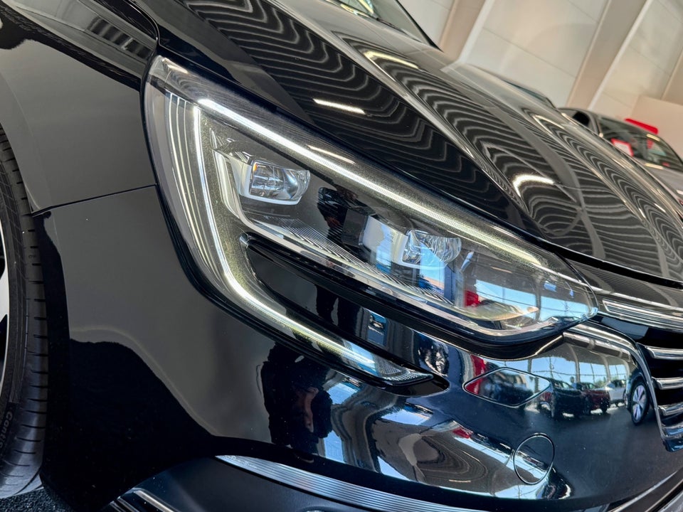 Renault Megane IV 1,3 TCe 160 Bose Edition Sport Tourer EDC 5d