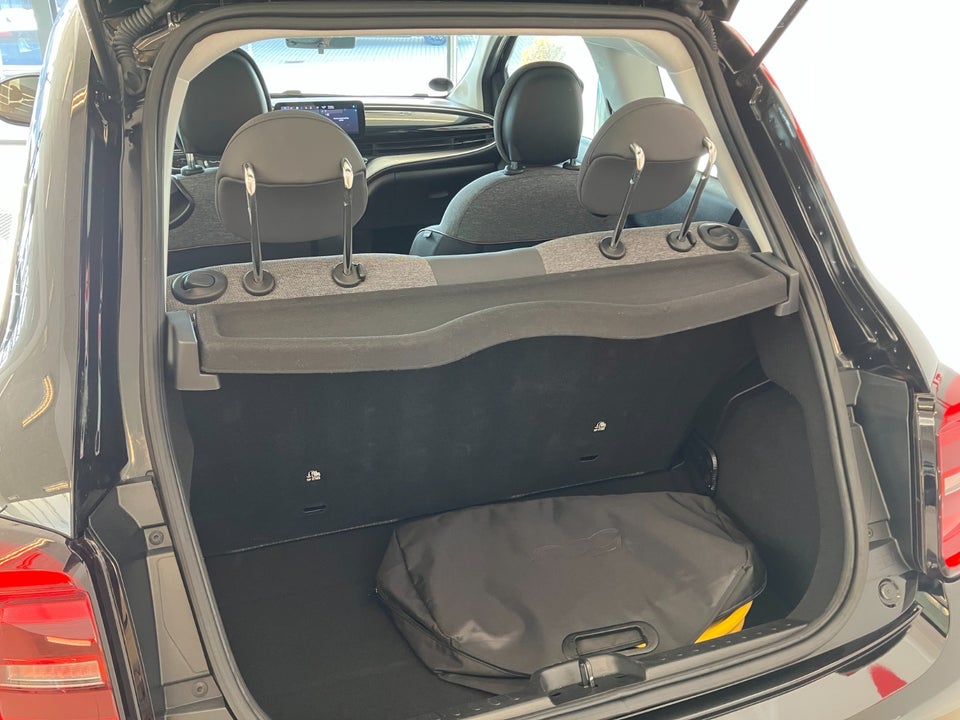 Fiat 500e 42 Icon 3d