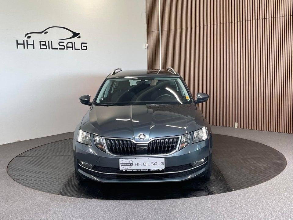 Skoda Octavia 1,6 TDi 115 Ambition Combi DSG 5d