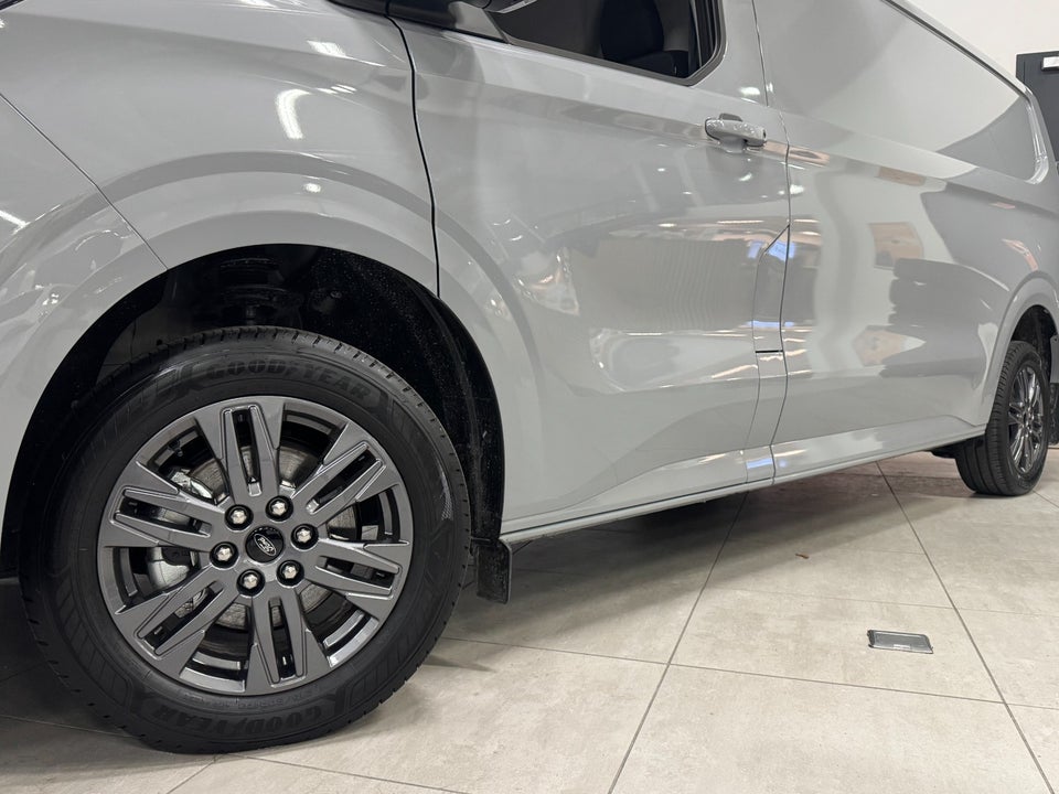 Ford E-Transit Custom 340L 64 Limited