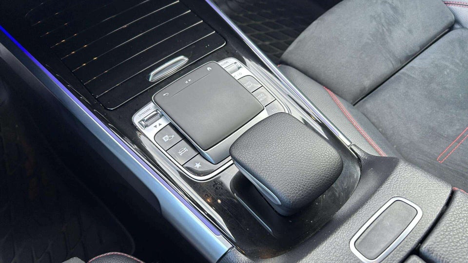 Mercedes GLB220 d 2,0 AMG Line aut. 4Matic 5d