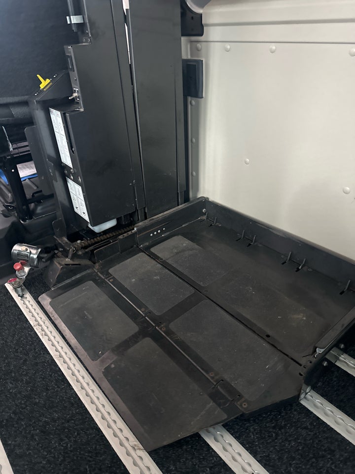 Fiat Ducato 30 2,3 MJT 180 Combinato L1H1