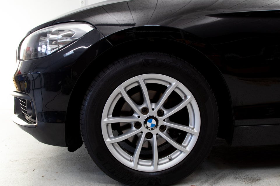 BMW 118d 2,0 Advantage aut. 5d