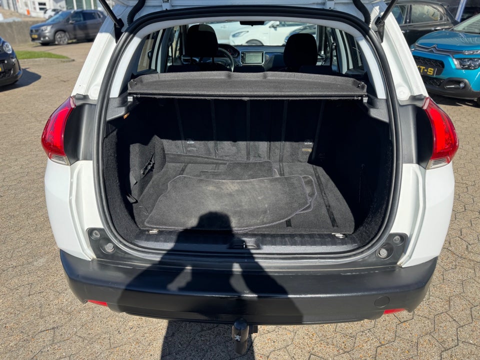 Peugeot 2008 1,6 e-HDi 92 Active Sky 5d