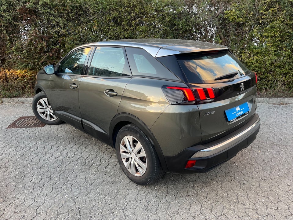 Peugeot 3008 1,2 e-THP 130 Allure 5d
