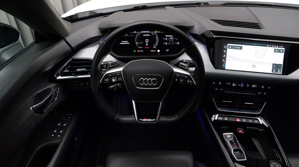 Audi RS e-tron GT quattro 4d