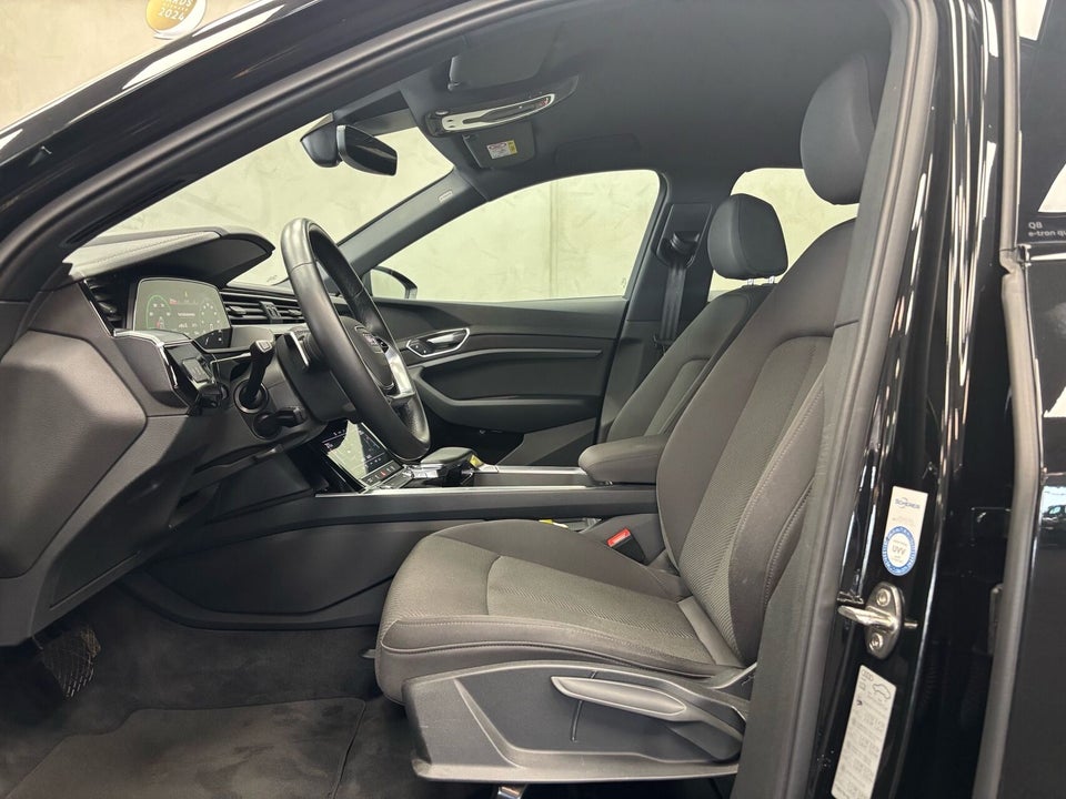 Audi Q8 e-tron 50 Prestige quattro 5d