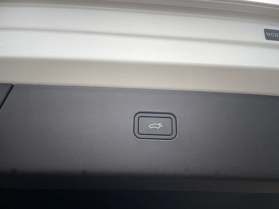 Volvo EX30 Extended Range Plus 5d