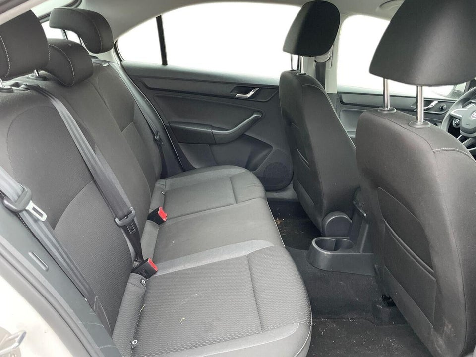 Skoda Rapid 1,2 TSi 90 Active 5d