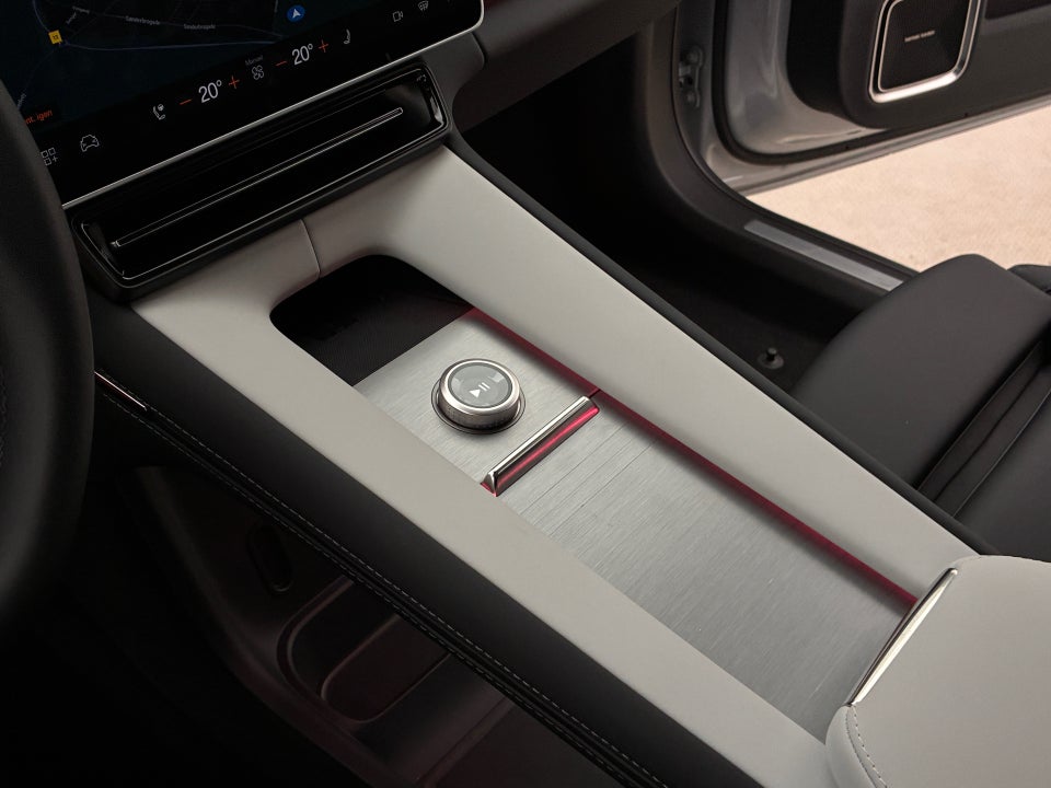 Polestar 4 Long Range AWD 5d