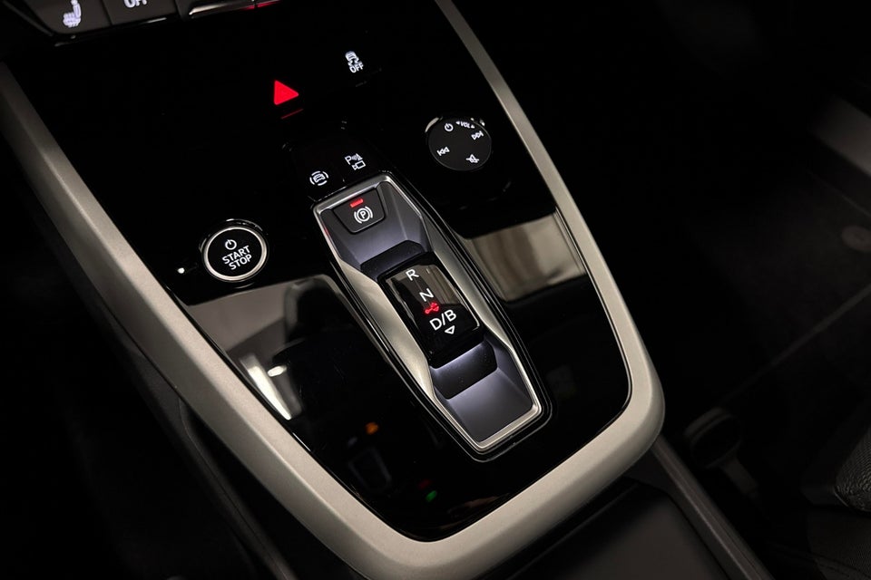 Audi Q4 e-tron 45 Progress 5d