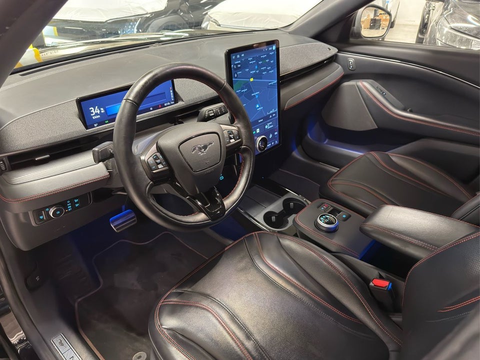 Ford Mustang Mach-E 75 Standard Range AWD 5d