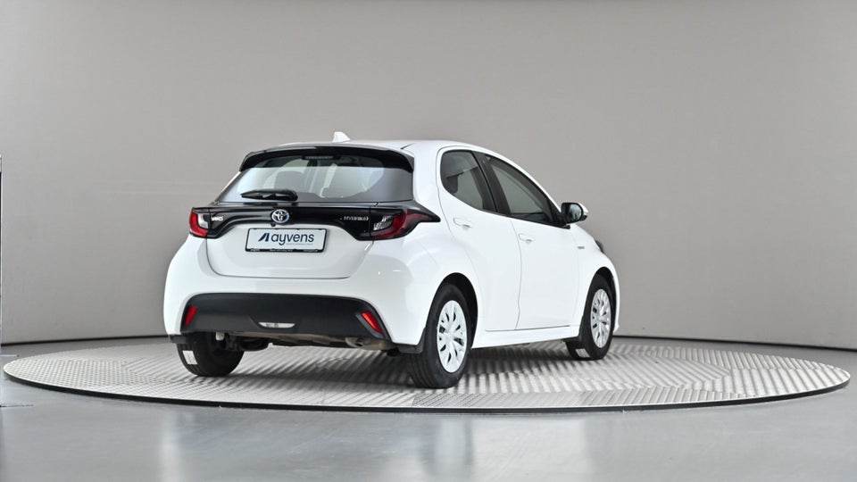 Toyota Yaris 1,5 Hybrid H3 e-CVT 5d