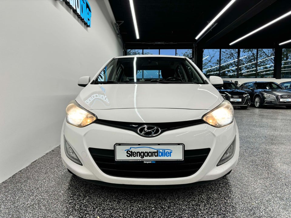 Hyundai i20 1,25 XTR 5d