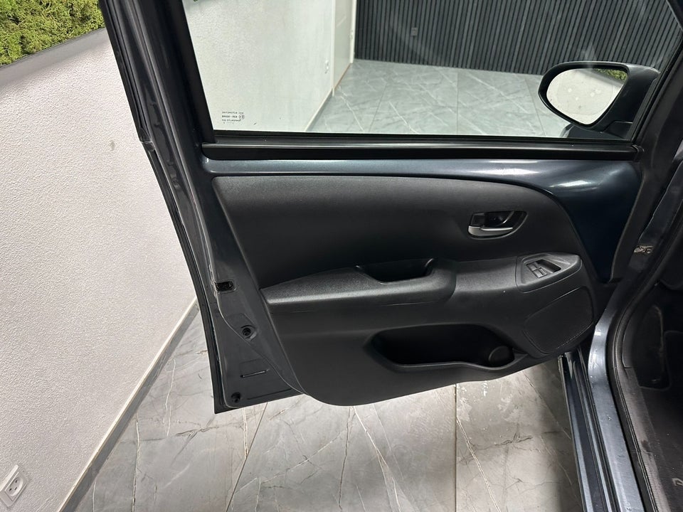 Toyota Aygo 1,0 VVT-i x-clusiv 5d