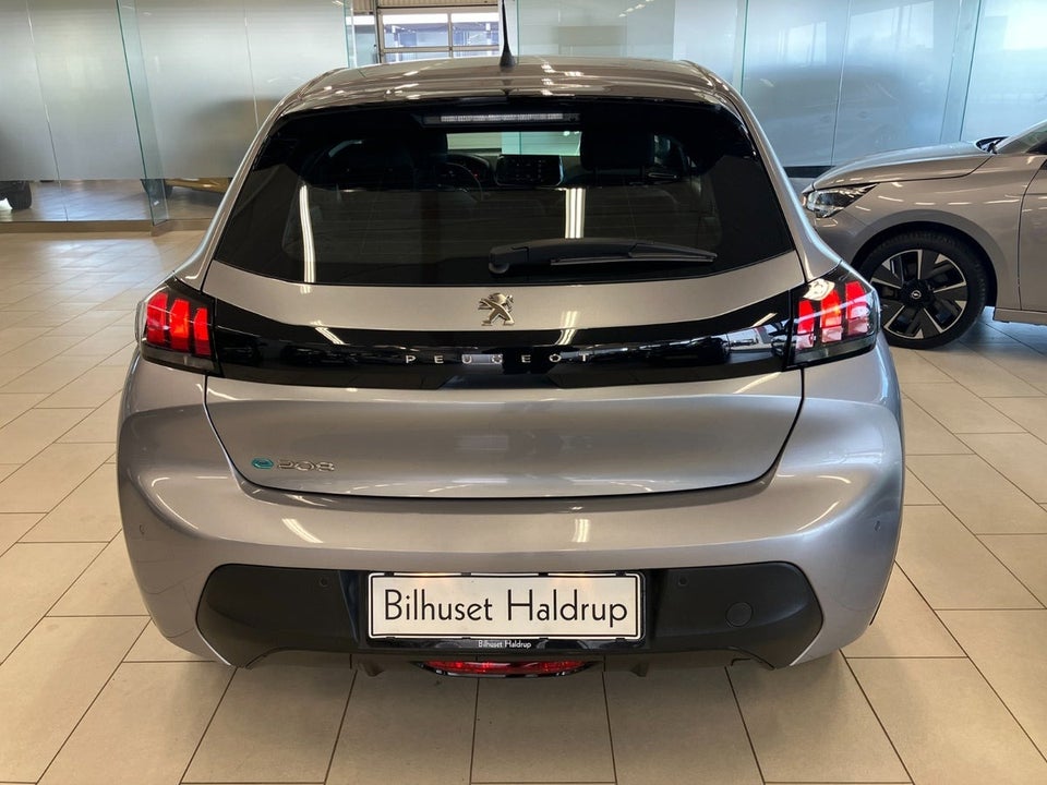 Peugeot e-208 50 Active Pack 5d