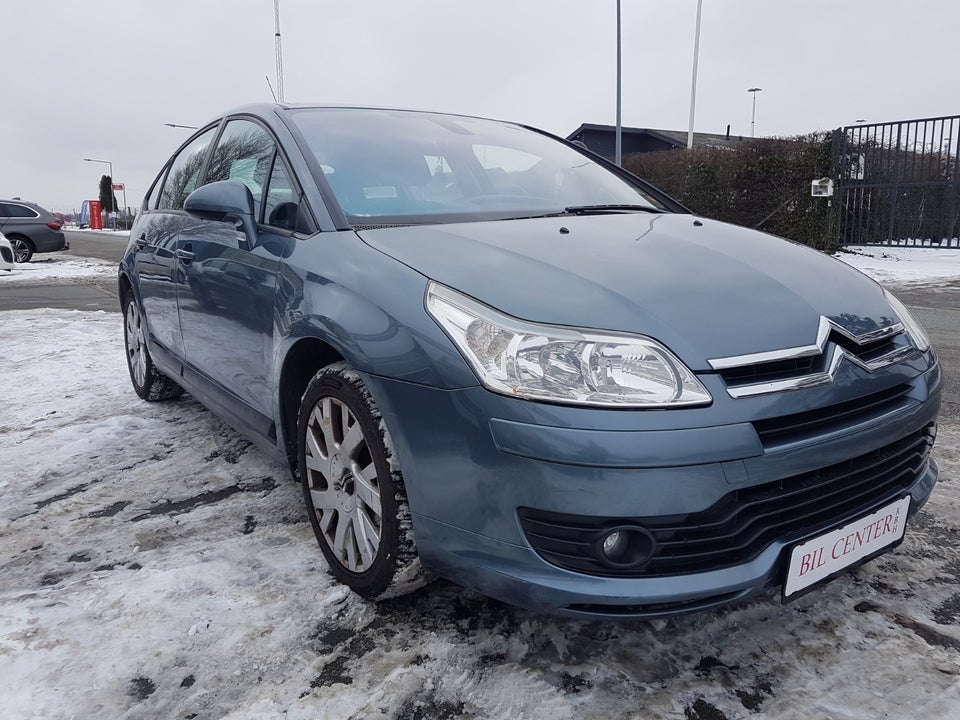 Citroën C4 2,0 16V 143 Prestige 5d