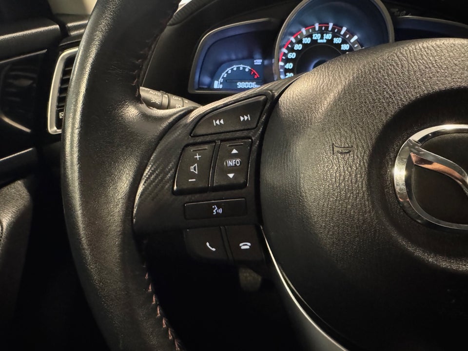 Mazda 3 1,5 SkyActiv-G 100 Vision 4d